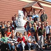 2005 führte das Sinfonieorchester Villingen-Schwenningen gemeinsam mit Tulaer Musikern die 7. Sinfonie von Schostakowitsch in beiden ...