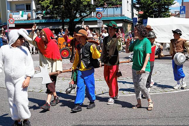 Bild 15: Bilder vom Seehasen-Umzug in Friedrichshafen – Teil 3