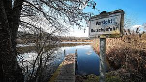 Das Buchenseebad in Güttingen: Der Badesteg muss nach der erfolglosen Suchen nach einem Betreiber abgebaut werden. Bild:Gerald Jarausch