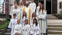In Tannheim feierten folgende Kinder ihre Erstkommunion: Marlene Kaiser, Lara Kuppe, Serena Neininger, Marlon Raab, Mila Sostarko und ...