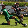 Brisantes Derby: Sven Baumgärtner (rechts auf unserem Archivbild gegen Manuel Roder vom SV Rheintal) ist mit dem SV Stühlingen am ...