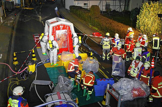 Blick auf die Dekontaminationsstation für Einsatzkräfte / Bild: Feuerwehr Stockach