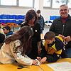 Schulleiterin Birgit Steiner und Bürgermeister Ralf Baumert beim Tag der offenen Türe an der Ten-Brink-Schule in Rielasingen. Bild: ...