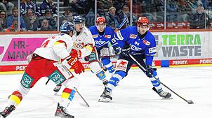 Phil Hungerecker (rechts) musste vergangene Saison verletzungsbedingt lange pausieren. Umso mehr freut sich der Wild Wings-Angreifer auf ...