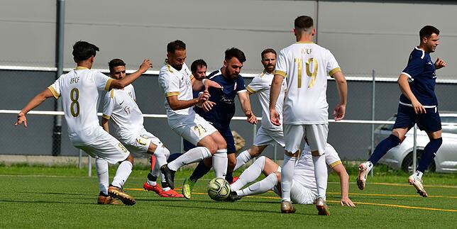 Bild 16: VfB Waldshut besiegt Bosporus FC Friedlingen mit 7:0 &ndash; und wir haben Bilder!