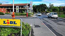An dieser Stelle ereignete sich der tragische Unfall. Die Seniorin wollte die Kronenstraße überqueren (rechts im Bild), während die ...