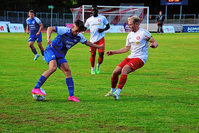 Bild 7: Irrer Pokal-Fight! Die besten Bilder vom 3:2-Sieg des SC Pfullendorf gegen den FC 03 Radolfzell