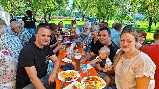 Bild 17: Bilder vom Dorffest: Bestes Wetter und beste Stimmung beim Dorffest in Limpach im Deggenhausertal