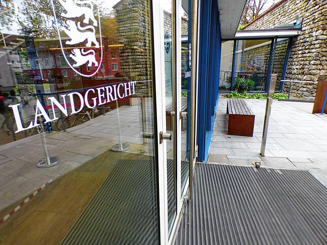 Wie geht es weiter im Fall der Ärztin? Das Landgericht Konstanz muss nun über die Zulassung des von der Staatsanwaltschaft beantragten ...