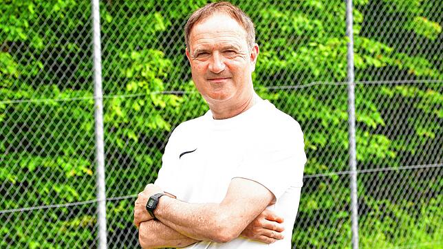 Stolz auf seine Elf: Trainer Georg Isele von der SG Mettingen/Krenkingen gönnt seinen Spielern, die ein Ticket ergattert haben, die ...