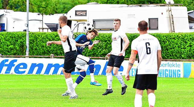 Bild 37: SG FC Wehr/Brennet siegt 14:1 beim Schlusslicht VfB Waldshut – und wir haben Fotos!