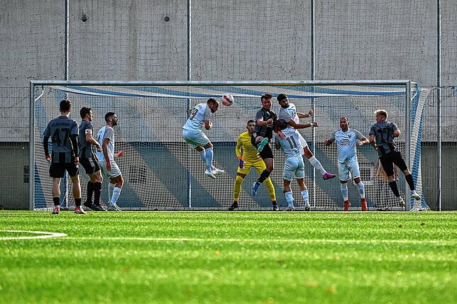 Bild 18: TuS Stetten gewinnt 6:2 gegen den FC Hochrhein – und wir haben Bilder!