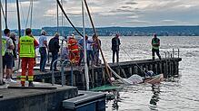 Diese Jolle kenterte am Donnerstagabend im Überlinger See. Hier liegt sie im Yachthafen Überlingen.