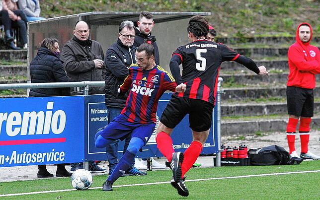 Bild 21: FC 08 Bad Säckingen ist enttäuscht nach dem 2:2 gegen den SC Lauchringen &ndash; wir haben die Bilder!
