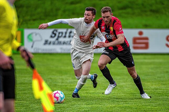 Bild 12: FSV Rheinfelden gewinnt beim FC Erzingen mit 6:1 &ndash; und wir haben Bilder!
