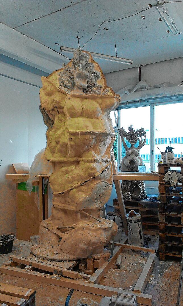 Bild 7: Wie entsteht eine Skulptur? Bildhauerin Miriam Lenk zeigt es uns!