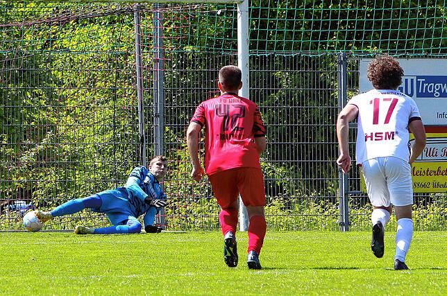 Bild 30: Das torreiche Kellerderby gewinnt der SV Deggenhausertal! Wir waren mit der Kamera dabei!