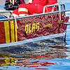 Ein Boot der DLRG im Einsatz (Symbolbild). Einsatzkräfte holen bei Waldshut einen leblosen Menschen aus dem Rhein.