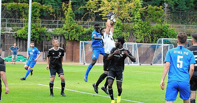 Bild 35: Klare Niederlage für SV 08 Laufenburg im Testspiel beim SV Weil &ndash; und wir haben Bilder!