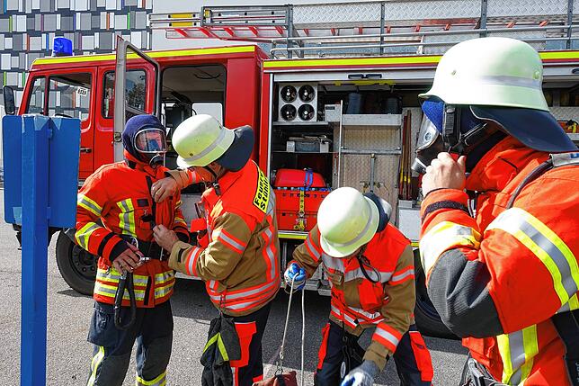 Bild 28: Gemeinsame Probe der Sto-Werkfeuerwehr und der Freiwilligen Feuerwehren