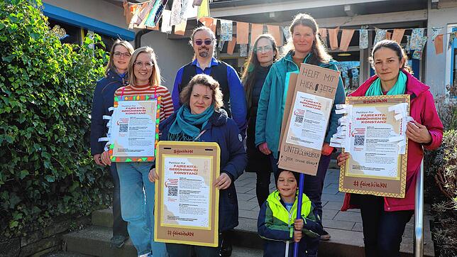 Sie hoffen auf eine Wende bei der Abstimmung im Gemeinderat (von links): Die Elternbeirätinnen Melanie Schächtle, Sina Konitzer, ...