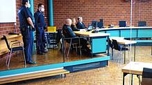 Seinem Prozess am Landgericht Konstanz folgte der 26-Jährige, der in einer Nacht Ende Mai drei Brandstiftungen in Markdorf begangen ...