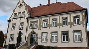 Im denkmalgeschützten Rathaus Marbach sind einige Umbau- und Sanierungsmaßnahmen geplant. Dazu zählt auch die Erweiterung des Ratssaals ...