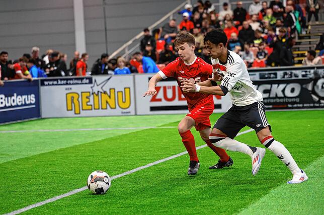 Bild 36: Fußball-Nachwuchsstars in Friedrichshafen! Unsere große Bildergalerie vom MTU-Cup!
