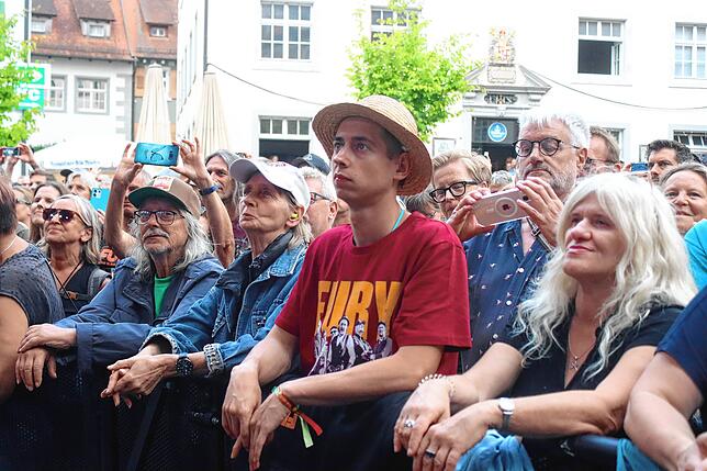 Bild 19: Fury in the Slaughterhouse rocken den Meersburger Schlossplatz