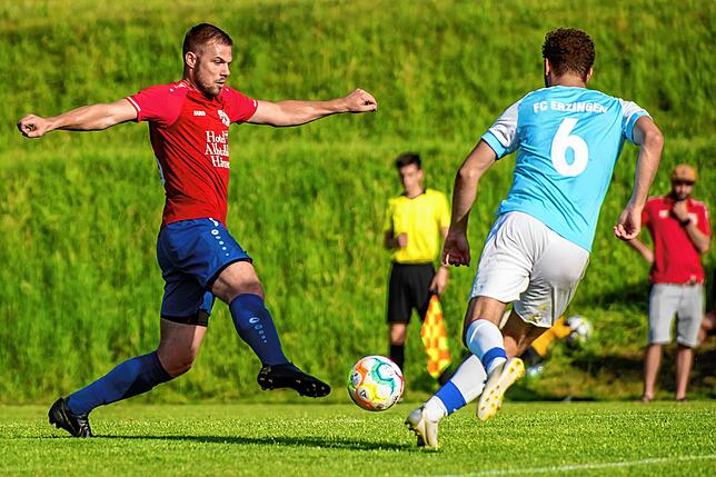 Bild 9: Bilder vom 3:1-Sieg der SG Höchenschwand/Häusern im Kreisliga A-Aufstiegsspiel beim FC Erzingen II