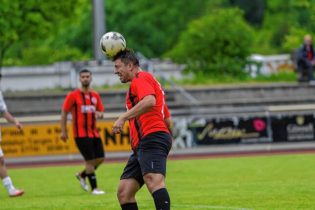 Bild 5: FC 08 Bad Säckingen unterliegt beim FC Tiengen 08 II mit 2:3 – und wir haben Fotos!