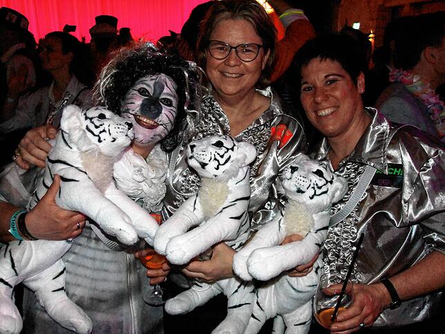 Bild 15: Viva Las Vegas &ndash; Bilder vom Holzhauerball im Milchwerk (3)