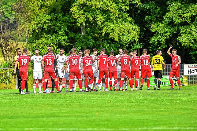 Bild 7: SV Blau-Weiß Murg besiegt den FC Schlüchttal mit 4:1 – und wir haben Bilder!