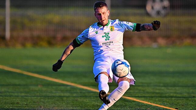 Neues Team: Yannik Böhler wird nach der Winterpause anstelle des Trikots des SV Herten (Archivfoto) die Farben des FC Wittlingen tragen. ...