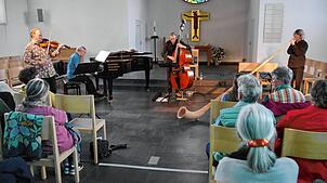 Das Jazzensemble Pago Libre, bestehend aus Florian Mayer (von links), John Wolf Brennan, Rätus Flisch und Arkady Shilkloper, bieten dem ...