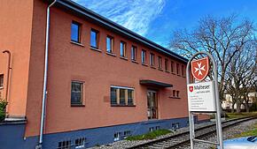 Das Gebäude des Malteser Hilfsdienstes in Villingen (Archivbild). Auf einem ehemaligen Fahrer lastet ein schwerer Verdacht.