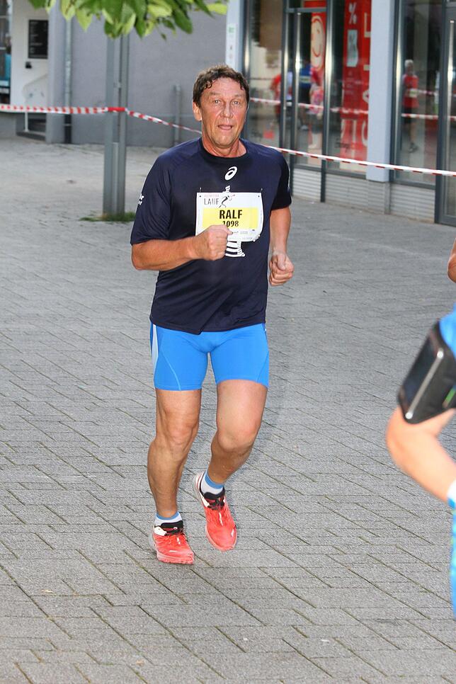 Bild 23: Omar Tareq gewinnt den 15. Trompeterlauf in Bad Säckingen &ndash; und wir haben die Bilder!