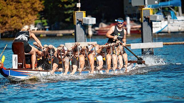 Die Thunder Dragons paddelten gleich drei Mal auf das Siegerpodest.  Bild:  Hochrhein Paddler