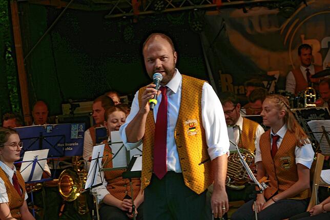 Bild 9: Döggingen im Feierlaune: Waldfest zieht Hunderte Besucher an - die schönsten Bilder