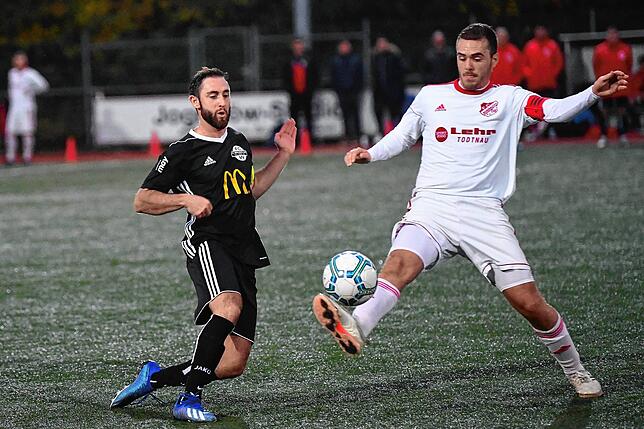 Bild 10: FC Schönau gelingt gegen den FC Wallbach der zweite Saisonsieg &ndash; hier gibt&lsquo;s Bilder!
