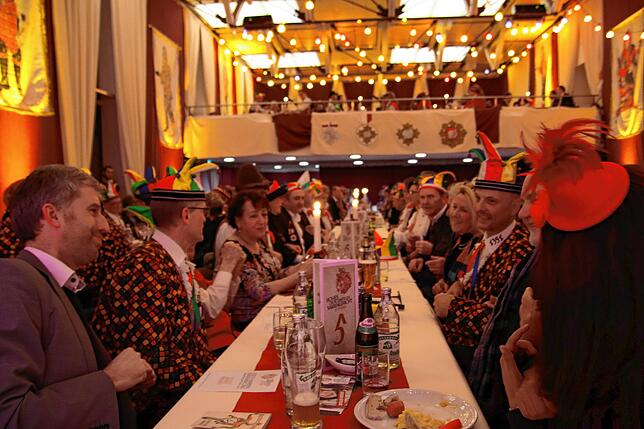 Bild 2: Die schönsten Bilder von der Dreikönigssitzung des Stockacher Narrengerichts mit Boris Palmer (1)