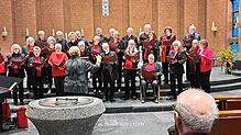 Der Gesangverein Erzingen (Bild) gibt mit dem Männerchor Rechberg ein beeindruckendes Konzert in der Katholischen Kirche St. Georg. ...