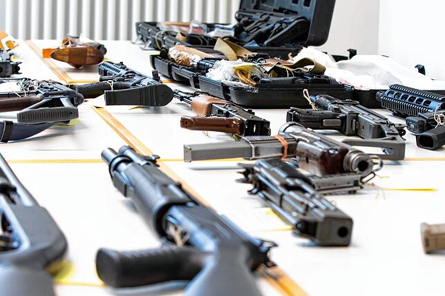 Die Polizei war von dem riesigen Waffenfund selbst überrascht.