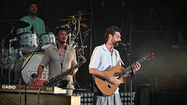 Bild 16: Alvaro Soler in Friedrichshafen: Konzert begeistert Besucher am Seeufer (Teil 2)