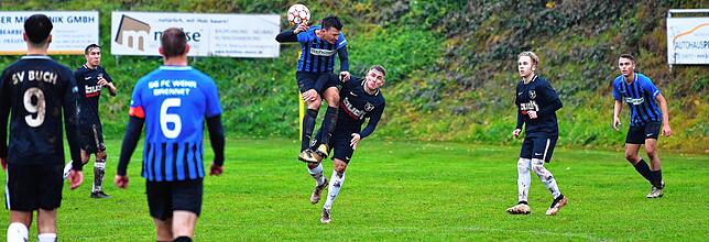 Bild 21: SV Buch besiegt die SG FC Wehr/Brennet in der Nachspielzeit mit 2:1 &ndash; und wir haben die Bilder!