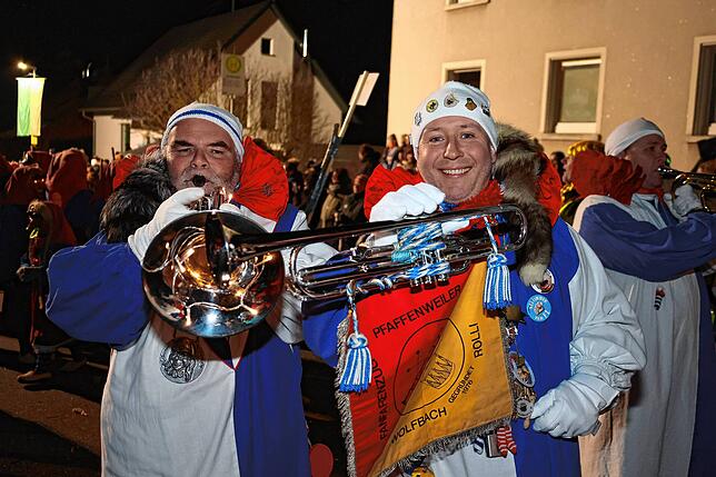 Bild 15: Nachtumzug in Pfaffenweiler (2/2)