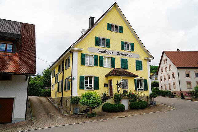 Der Schwanen ist auch ein Hotel und bietet 20 Zimmer und Appartments für Wanderer, Schwarzwald-Liebhaber und Familien.