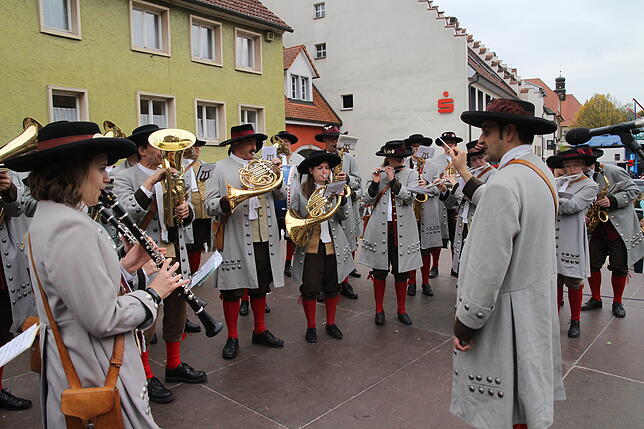 Bild 17: Viel los am Kilbigmontag in Bräunlingen