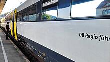 Der Bahnunfall in Dogern am 3. September hatte Zugausfälle und Wartezeiten auf der Hochrheinstrecke zur Folge. Zwischen Waldshut ...