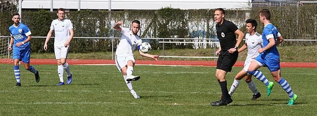 Bild 8: Der FC Wehr besiegt den SV Weil II mit 2:1 – und wir haben die Bilder